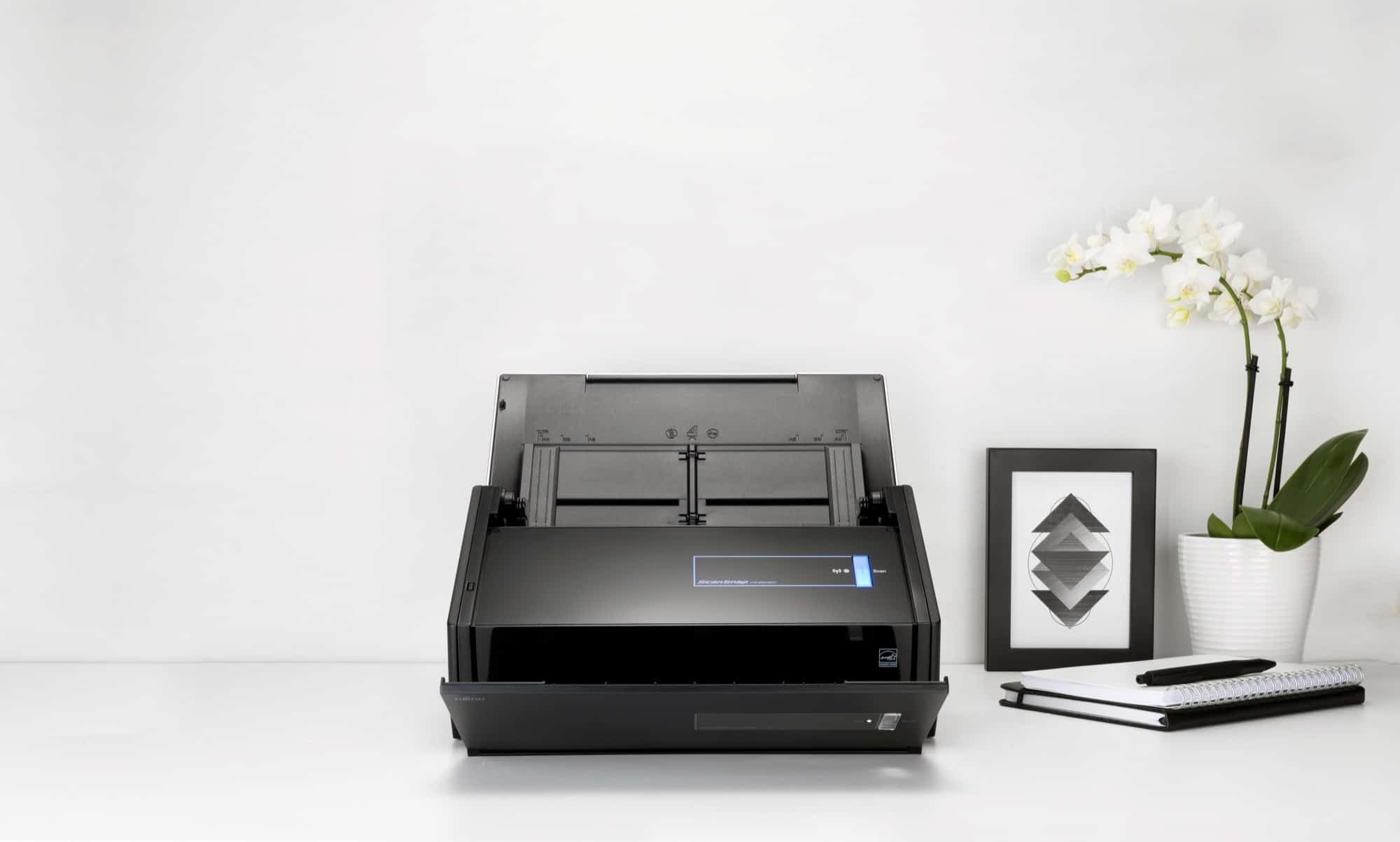 ScanSnap ix500 scanner top and bottom opened